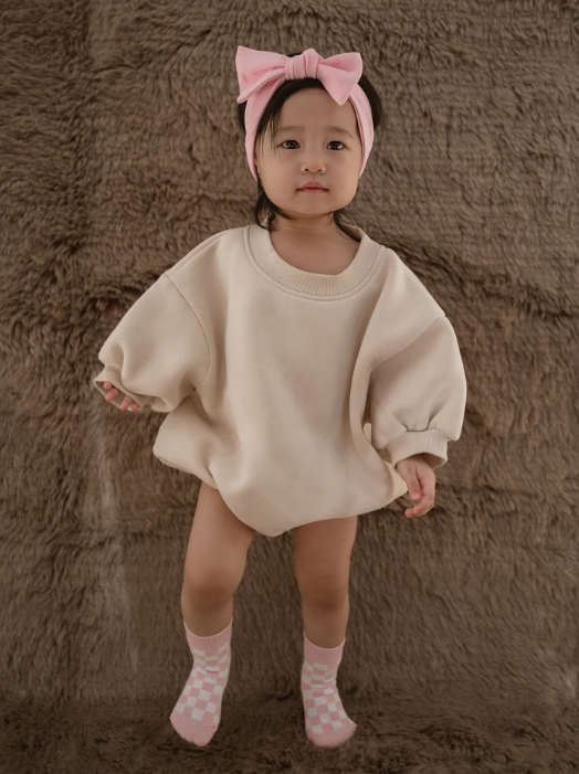 【cinnamon baby】Logo Romper- Cream