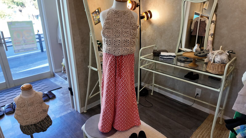 やわらかく整う、Tabba Knit Long Pants