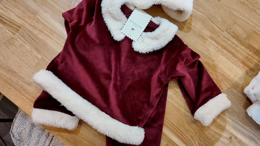 特別な日”に着せたい、でも来年も着られる。Konges Sløjdのベロアクリスマスコーデ