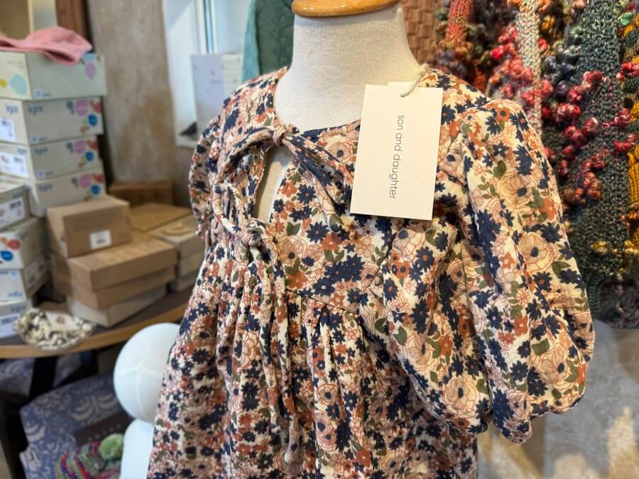 ふわっと軽やかに、きちんと可愛い。 Alaya Dress｜sonanddaughter