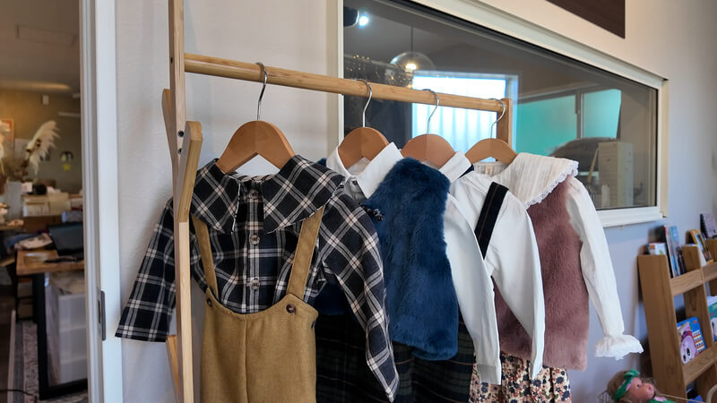 入園・卒園に寄り添う、やさしいフォーマルコーデ