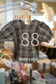 【OYUZURICLOSET】 Hello Lupo  トップス