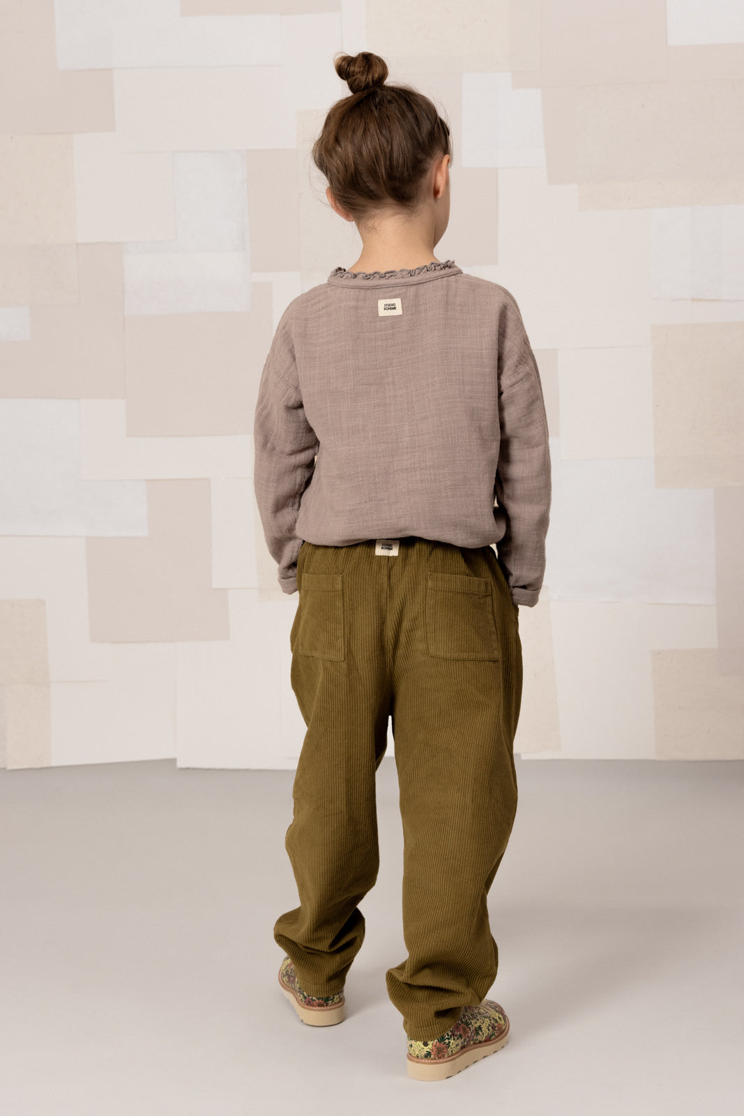 【STUDIO BOHEME】CARROT PANTS - GREEN NUTRIA