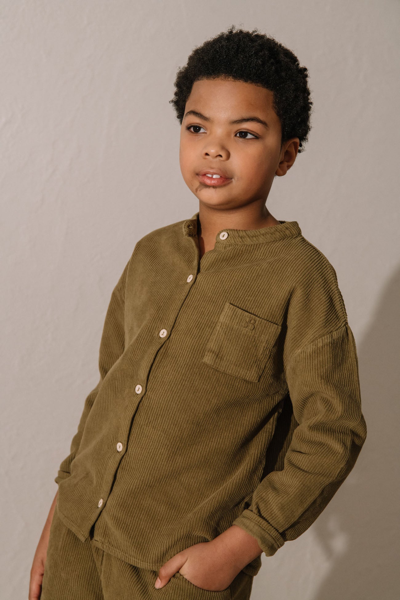【STUDIO BOHEME】JIM SHIRT - GREEN NUTRIA