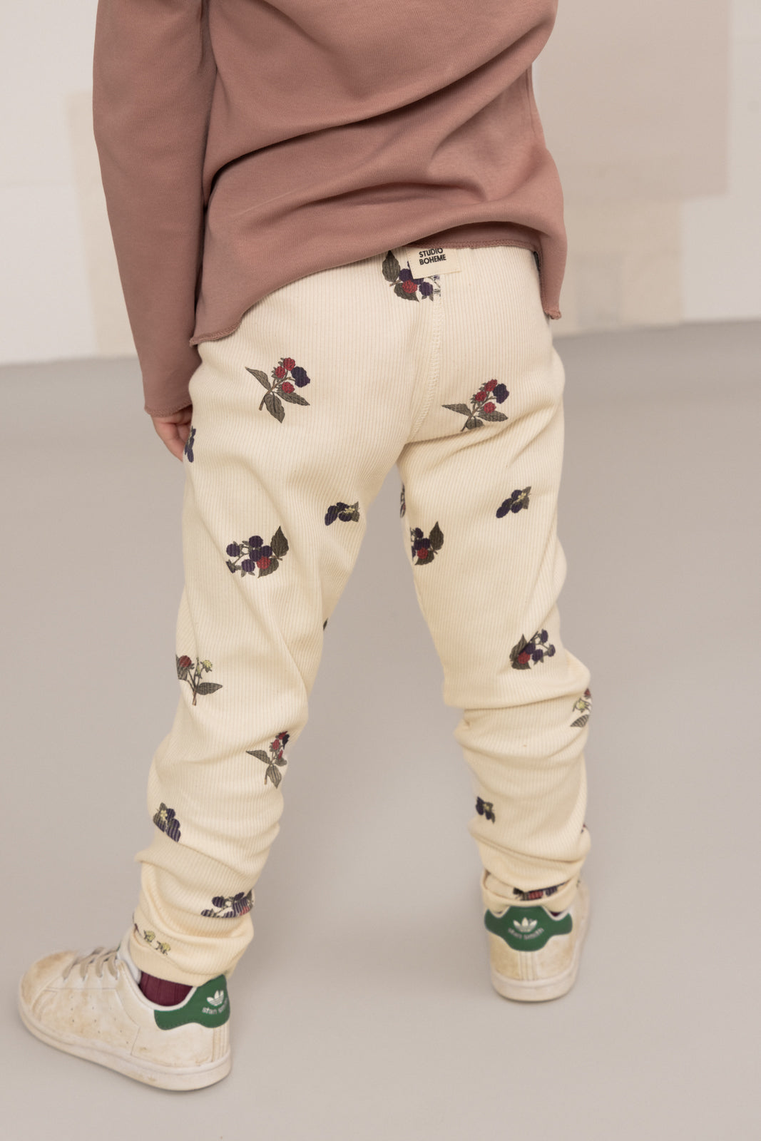 【STUDIO BOHEME】ROM POM LEGGINGS - BLACKBERRIES