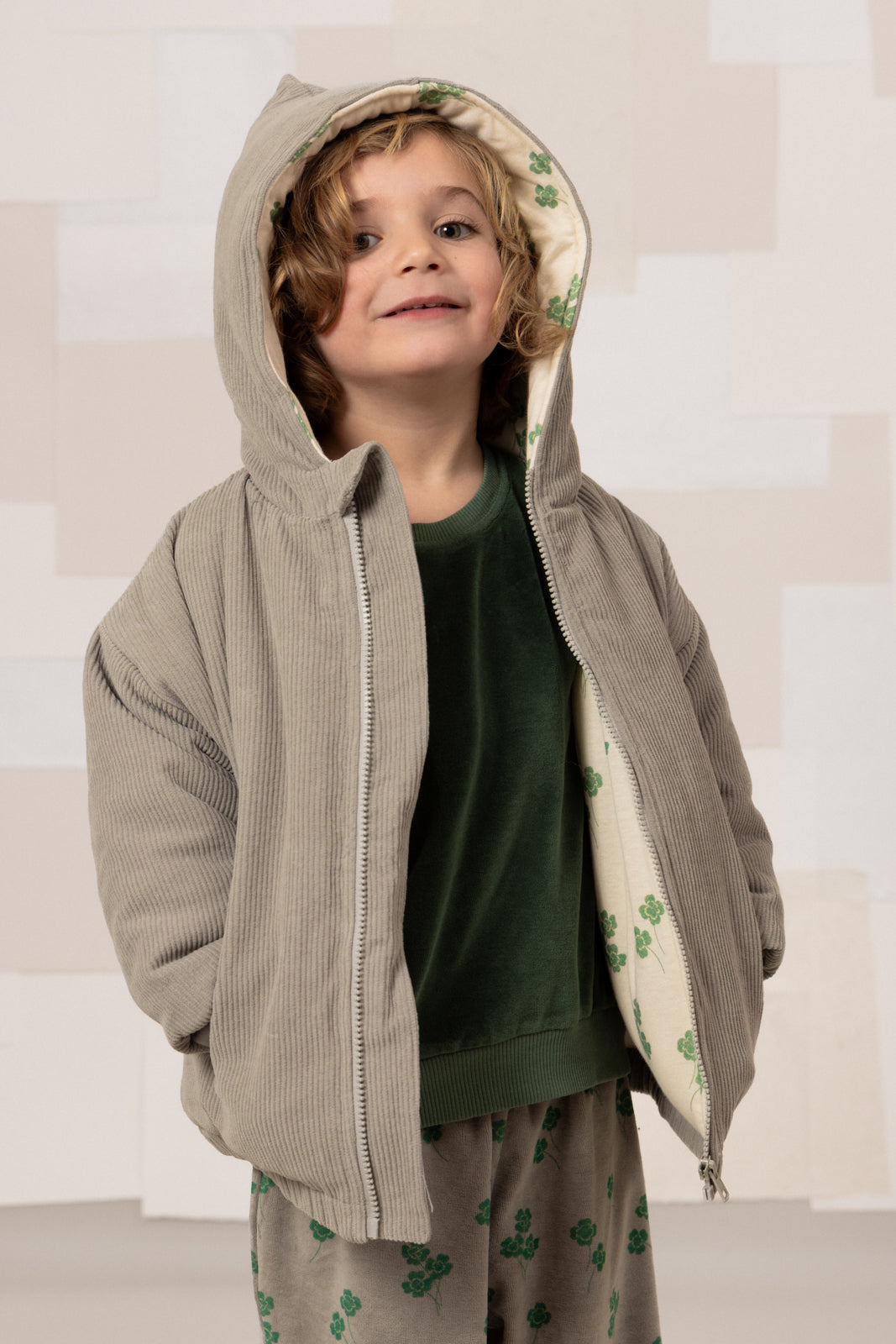 【STUDIO BOHEME】FRIO COAT - LIGHT MAUVE - GREY - Print CLOVERS inside