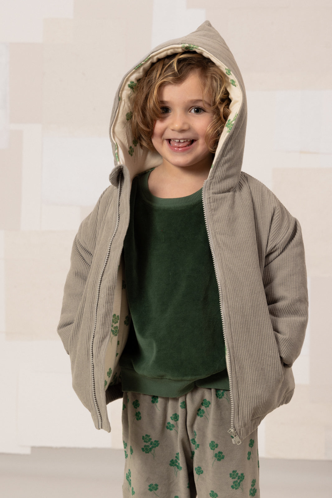 【STUDIO BOHEME】FRIO COAT - LIGHT MAUVE - GREY - Print CLOVERS inside