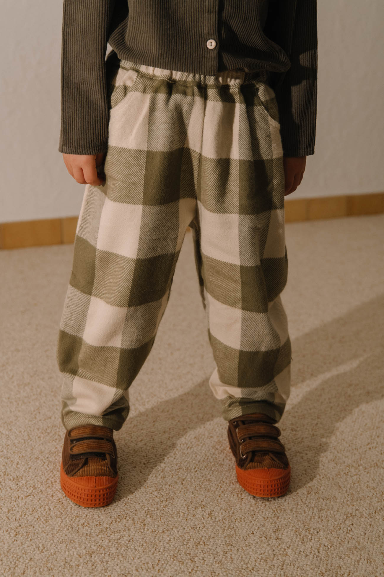 【STUDIO BOHEME】CARROT PANTS - KAKI GINGHAM