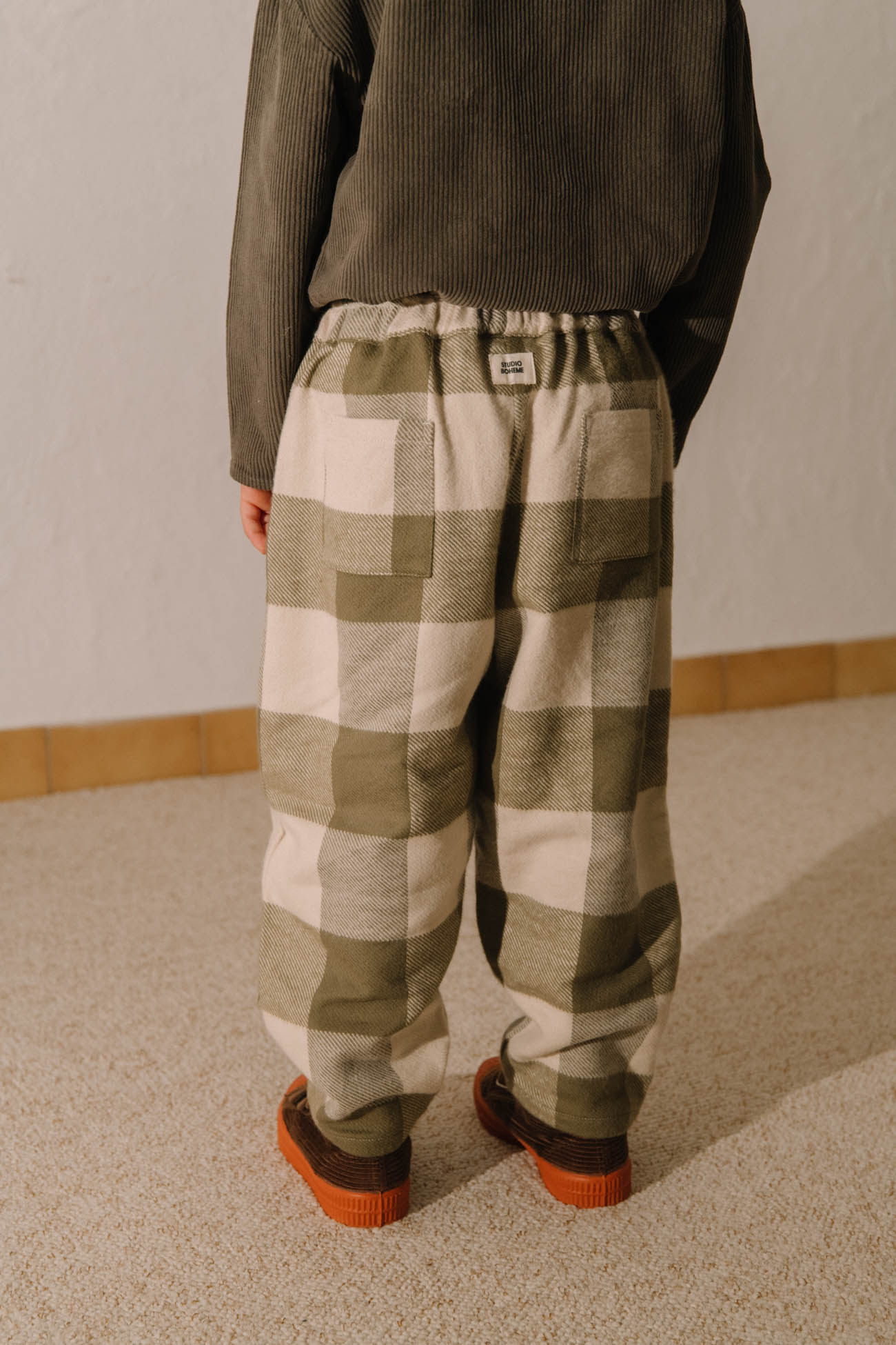 【STUDIO BOHEME】CARROT PANTS - KAKI GINGHAM