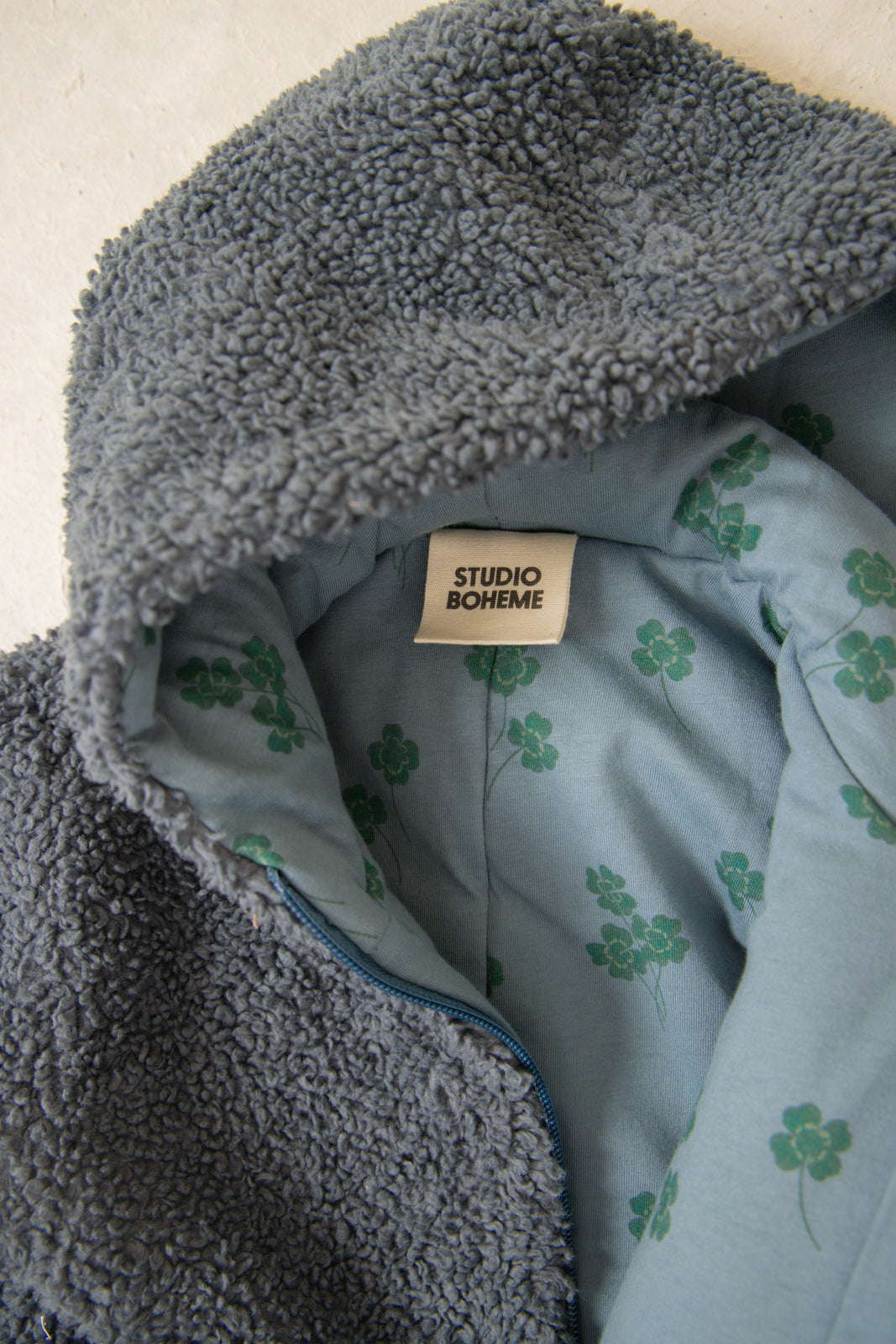 【STUDIO BOHEME】PACHA PILOT JUMPSUIT - GREY BLUE - print CLOVERS inside
