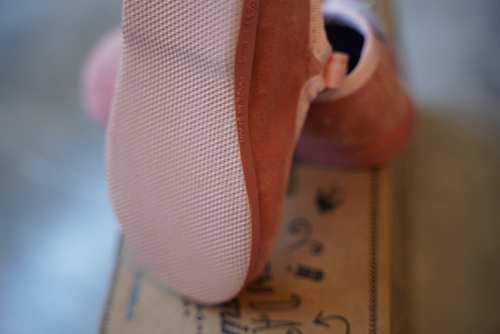 【cienta】ベルクロワンストラップ/velour Rosa(400-075)