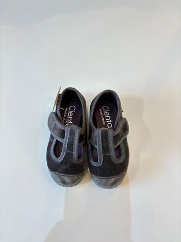 【cienta】Tストラップ/velour Gray(977-075)