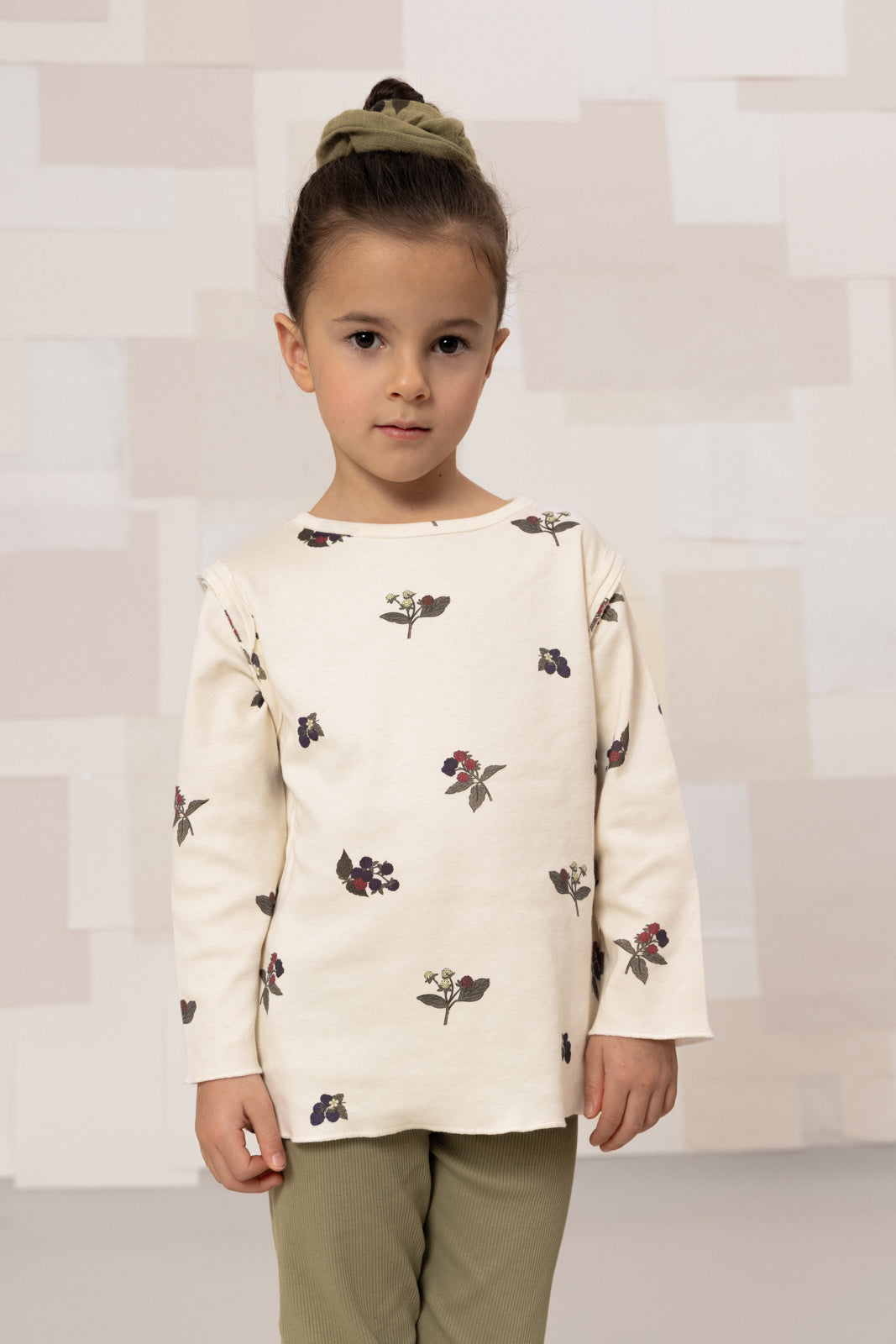 【STUDIO BOHEME】LALA T-SHIRT - ECRU / BLACKBERRIES