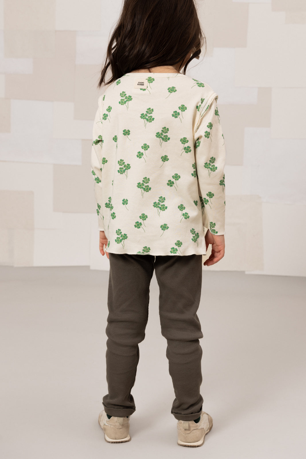 【STUDIO BOHEME】LALA T-SHIRT - ECRU / CLOVERS