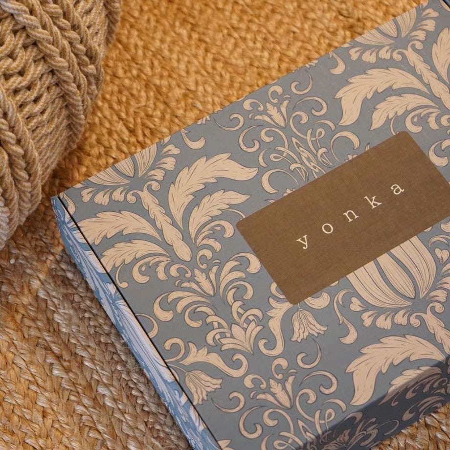 gift wrapping box