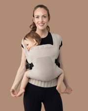 FLYBABY Toddler Carrier Cream 着用写真 1