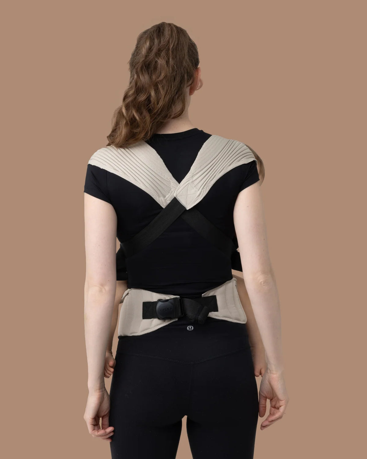 FLYBABY Toddler Carrier Cream 着用写真 4