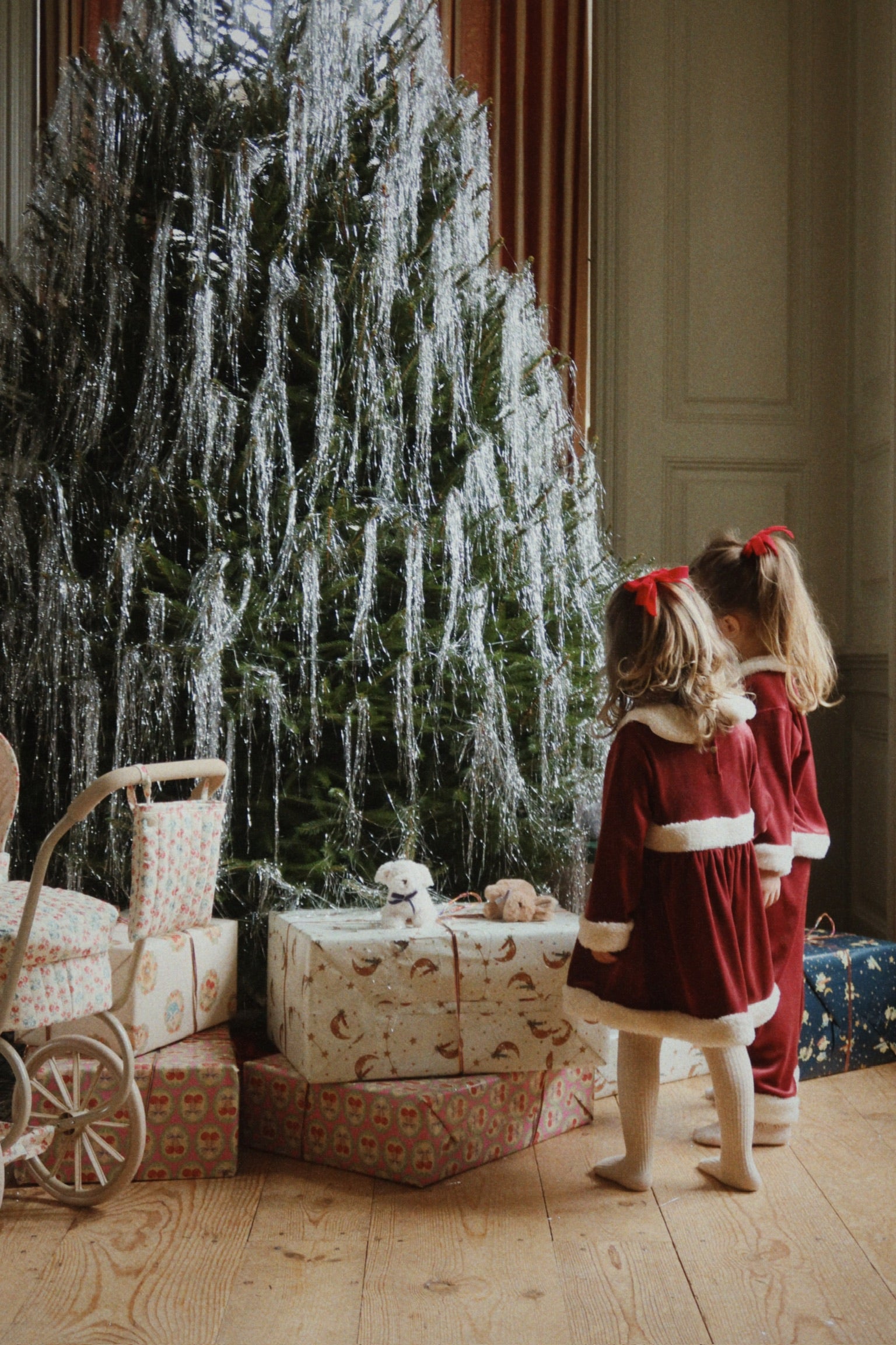 【Konges Sløjd】CHRISTMAS SET GRS - RED DAHLIA